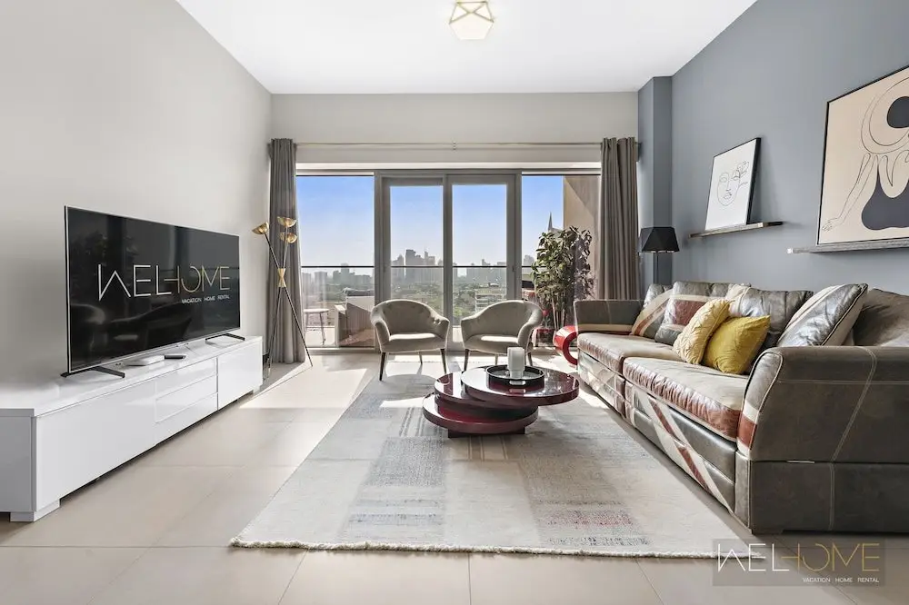 Дубай: WelHome - Greenery Beautiful Apartment Onyx Tower 2