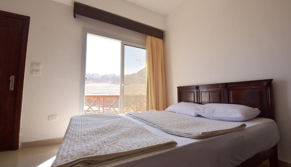 Дахаб: Sunny Dahab