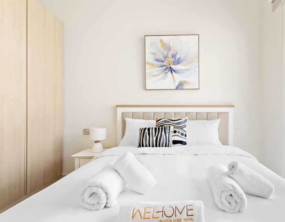 Дамак Хиллс: WelHome - Breathtaking View 1BR Apt in Damac Hills 2
