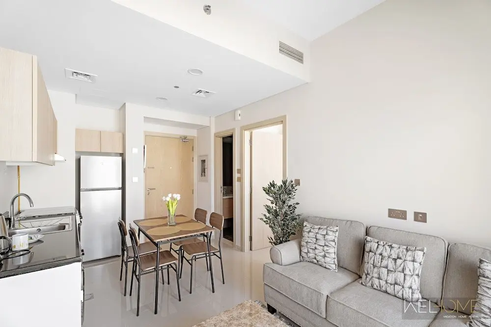 Дамак Хиллс: WelHome - Breathtaking View 1BR Apt in Damac Hills 2