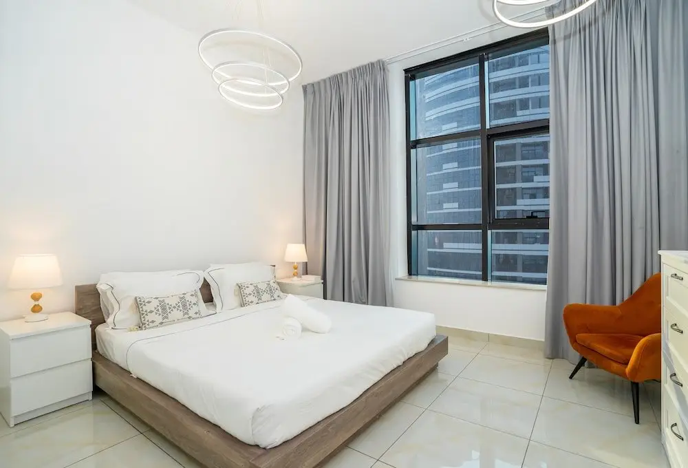 Дубай: Tanin - Modern Spacious 1BR Apartment With 2 Balconies