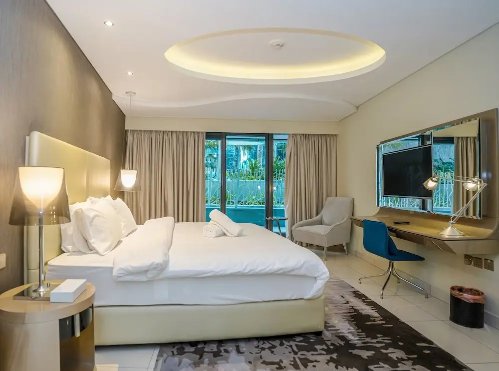 Tanin - Luxurious 2BR Apartment in DAMAC Paramount — фото 1