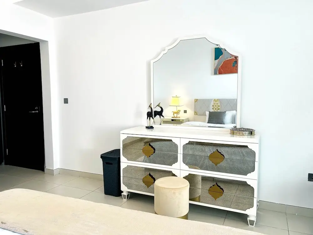 Дубай: SuperHost - Peaceful 1BR Apt With Balcony in Front of the Sea