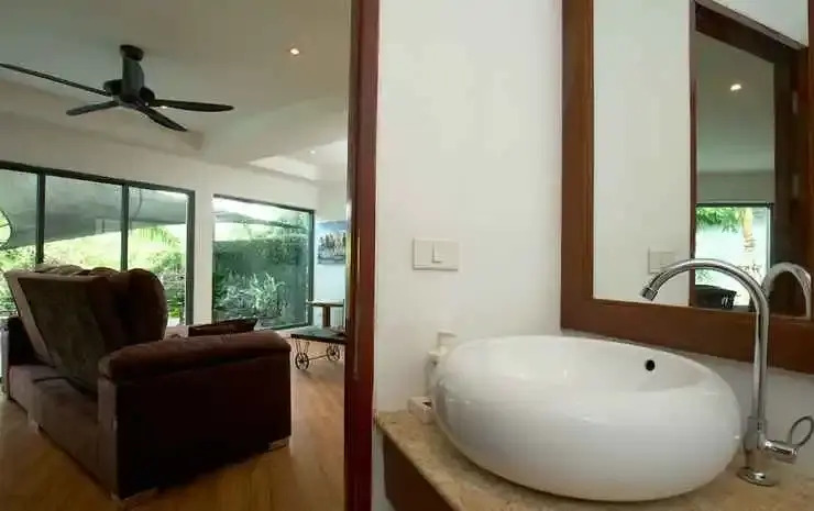 Муанг: Private Pool Villa Nr Naiharn Beach YPV1