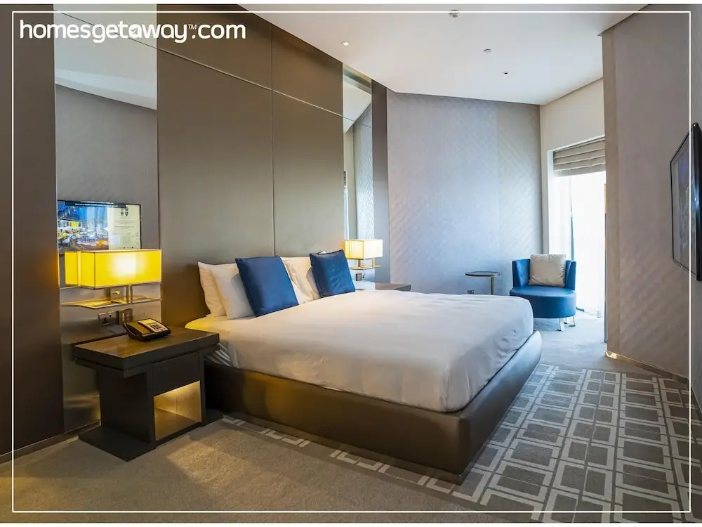 Дубай: HomesGetaway- Lavish1BR in Creek Heights