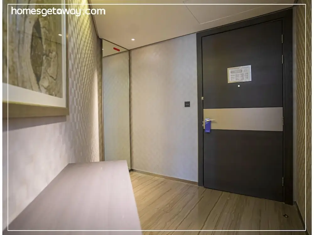 Дубай: HomesGetaway- Lavish1BR in Creek Heights