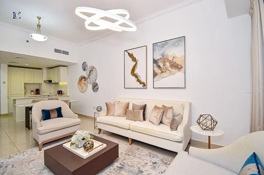 Дубай: Stunning Sea View 2Bed near Tram Stn