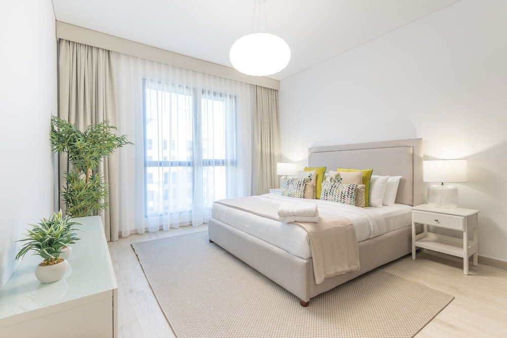 SuperHost - Urban Elegance 2BR in Asayel 2 Near Burj Al Arab — фото 1