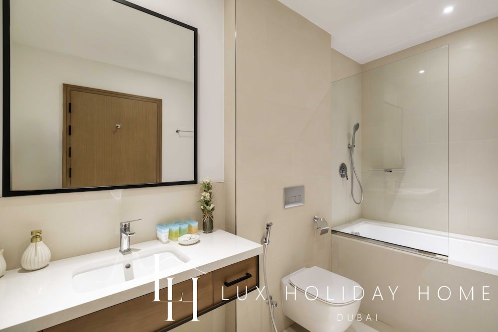 Дубай: LUX  The Vida Marina Residence 3