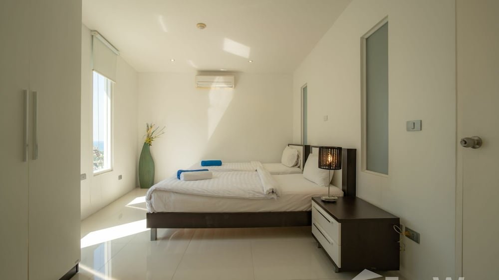 Муанг: Seaview Condo Overlooking Karon - SPA3