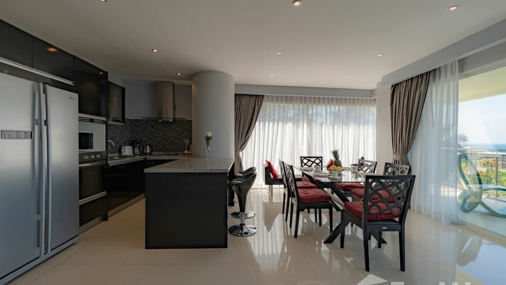 Муанг: Seaview Condo Overlooking Karon - SPA3
