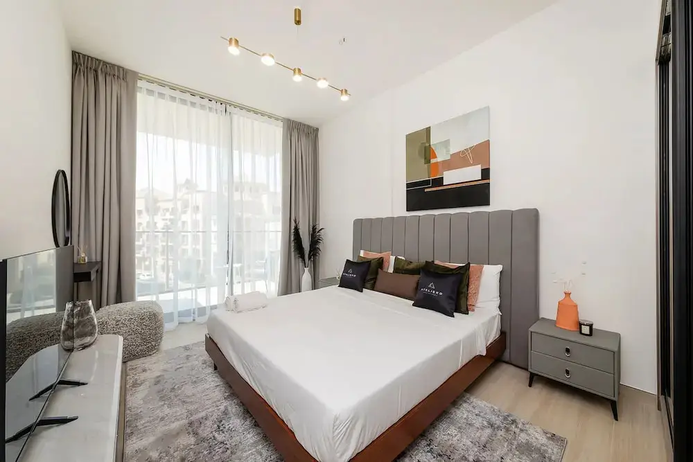 Дубай: Excellent 1BR in Binghatti Crescent