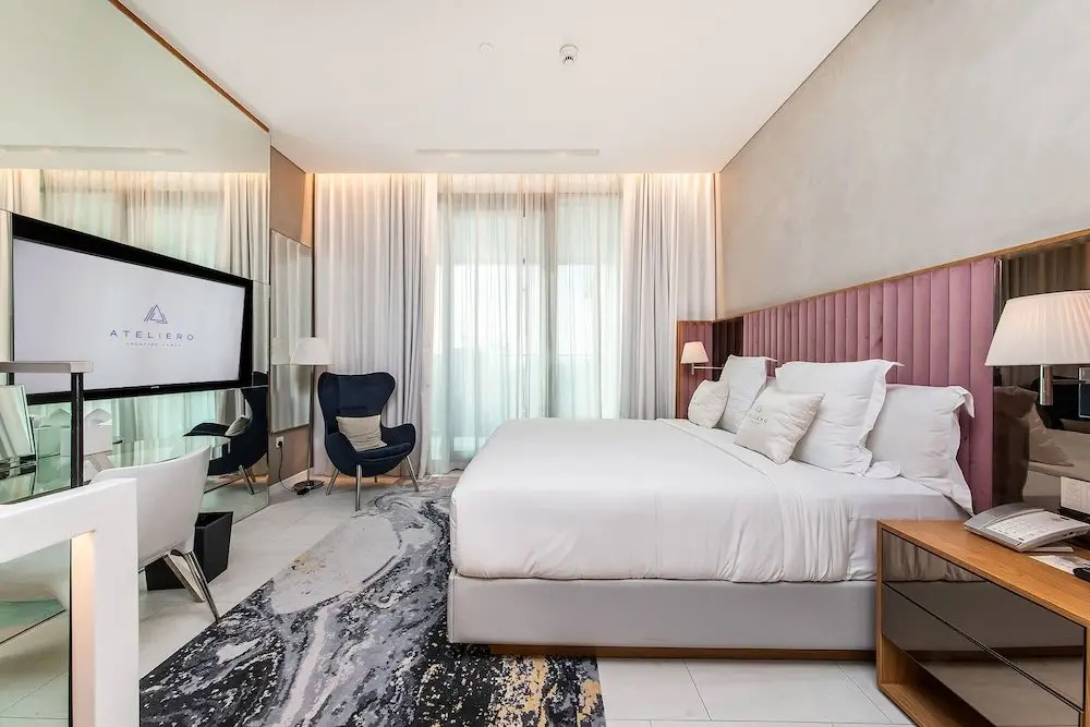 Дубай: Sky Premium 1BR Duplex with city view
