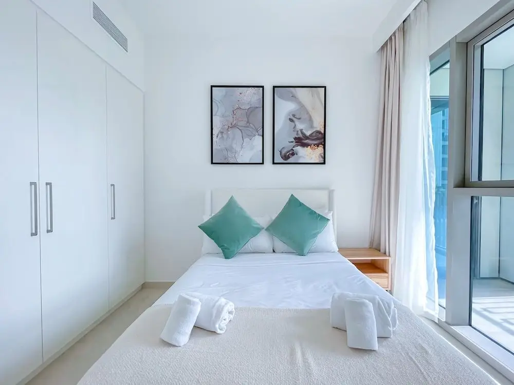 Дубай: Luxury 2B in Downtown Views Balcony and Burj View