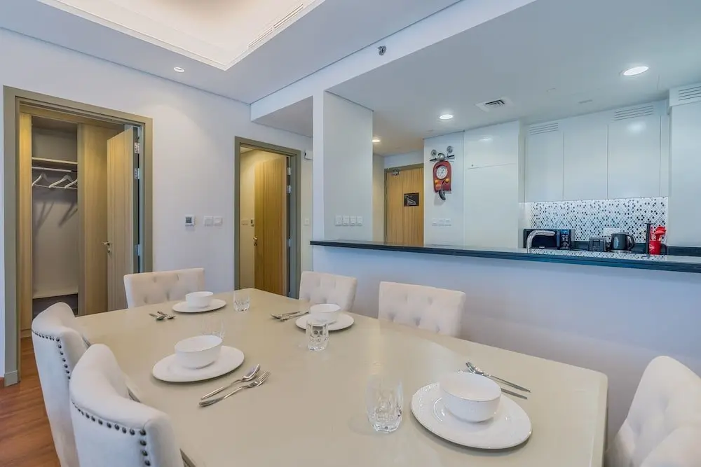Дубай: Luxurious 2B With Burj Views in Business Bay