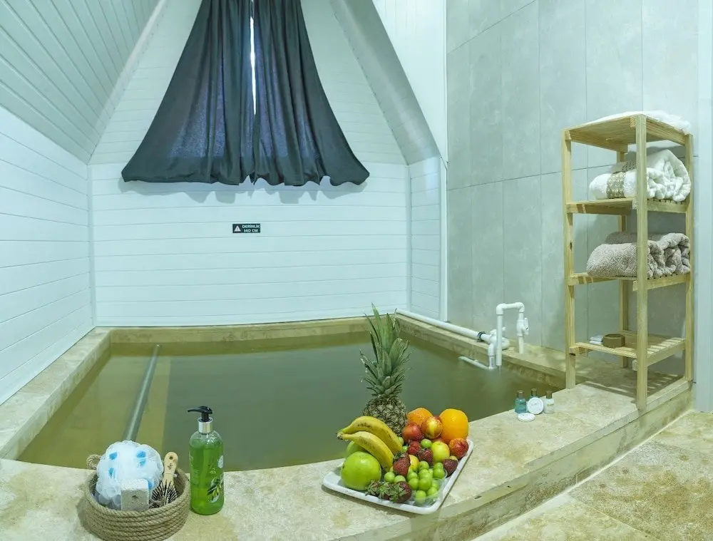 Мумкучифтлиги: Sivas Camlica Termal Bungalow