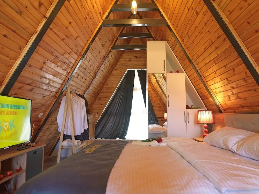 Мумкучифтлиги: Sivas Camlica Termal Bungalow