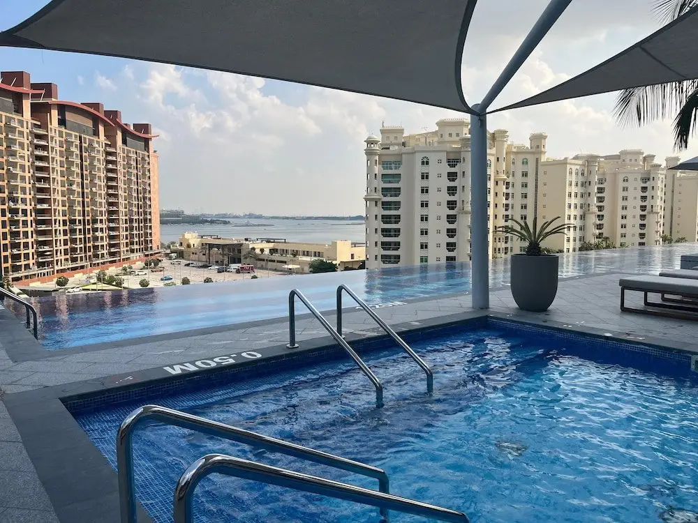Дубай: The Palm Tower Corner 1-bedroom Dubai