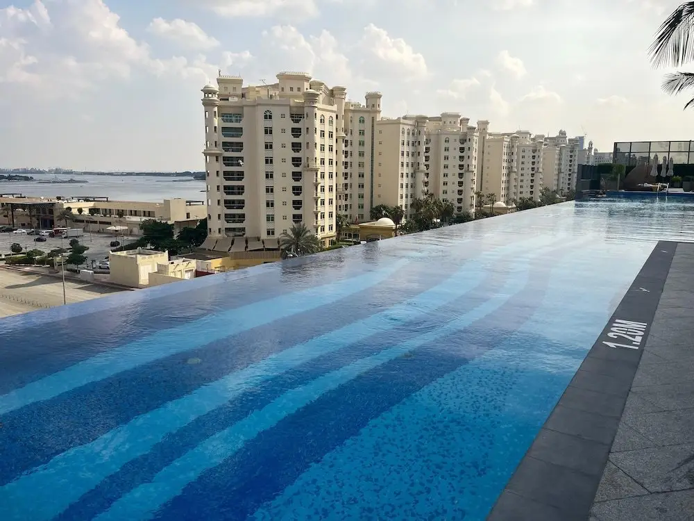 Дубай: The Palm Tower Corner 1-bedroom Dubai