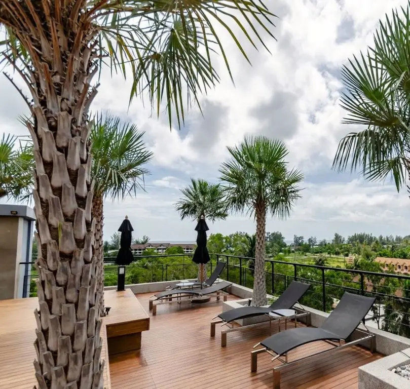 Кату: Chic Suite B704 at Citygate Kamala