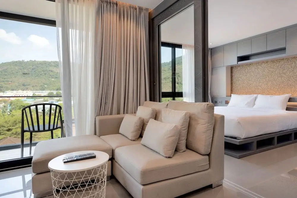 Кату: Tropical Hill Views Citygate Suite D609