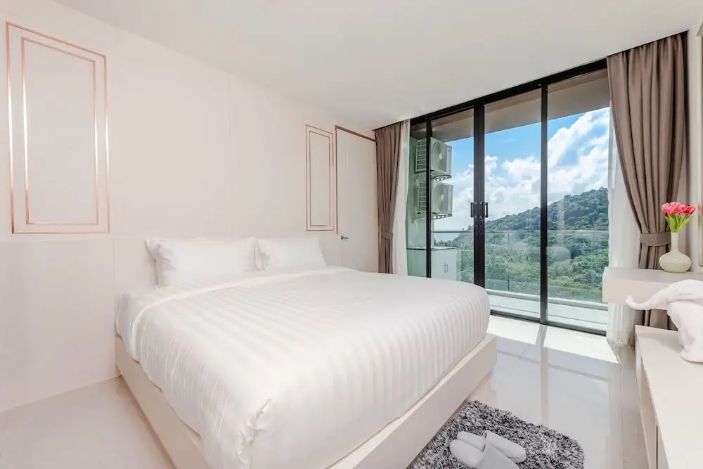 Пхукет: Condo Viva Patong A703 Freedom Beach