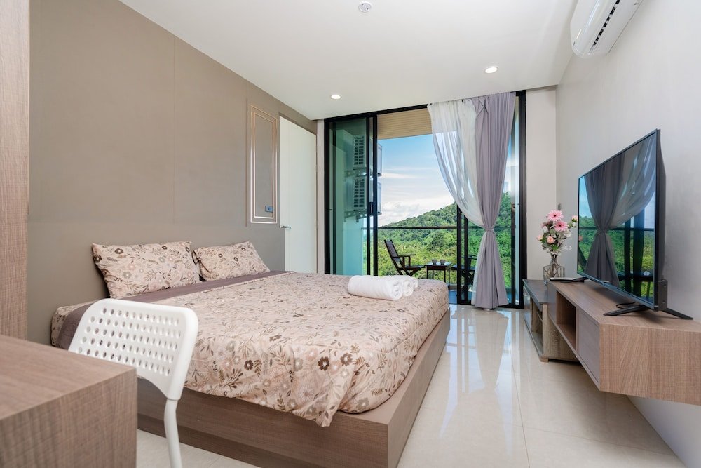 Пхукет: Condo Viva Patong A503 Freedom Beach
