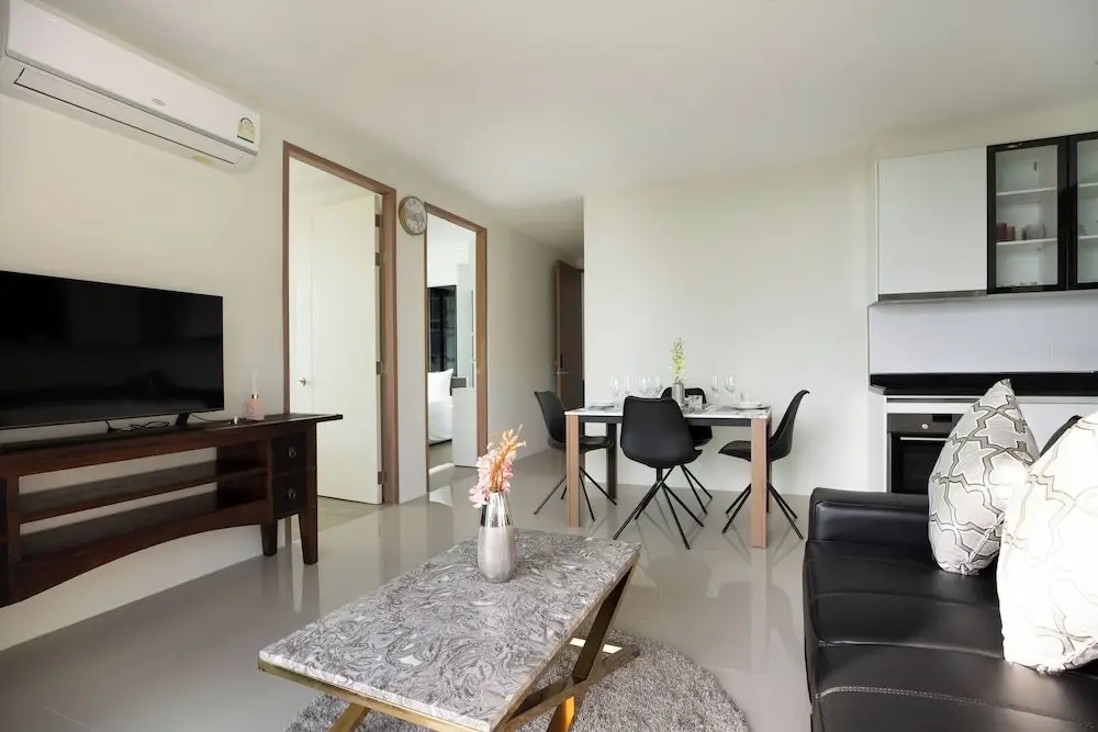 Пхукет: Condo Viva Patong A401 Freedom Beach