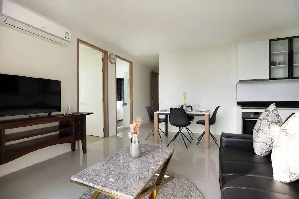 Пхукет: Condo Viva Patong A401 Freedom Beach