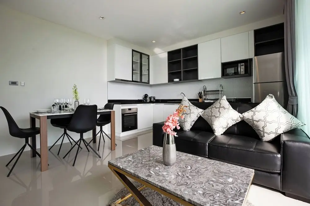 Пхукет: Condo Viva Patong A401 Freedom Beach