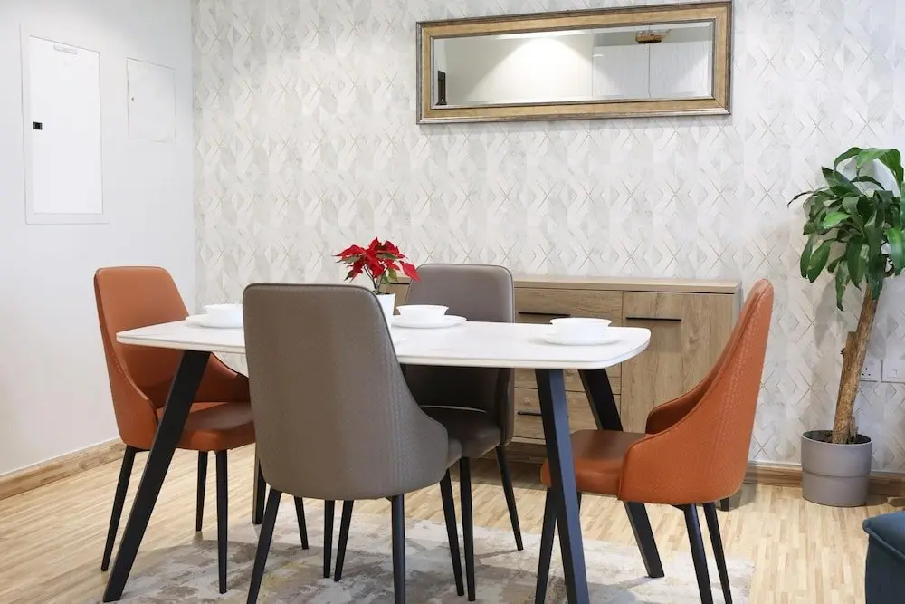 Дубай: Elite LUX Holiday Homes - Ultra Stylish 2BR Thriving Community in Production City Dubai, Dubai