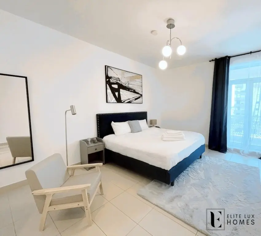 Дубай: Elite LUX Holiday Homes - Beautiful Escape 2BR Direct Metro Access in Al Furjan Dubai, Dubai