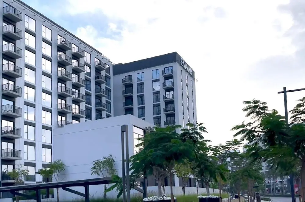 Дубай: Elite LUX Holiday Homes - Upscale Stylish 2BR Dubai Hills