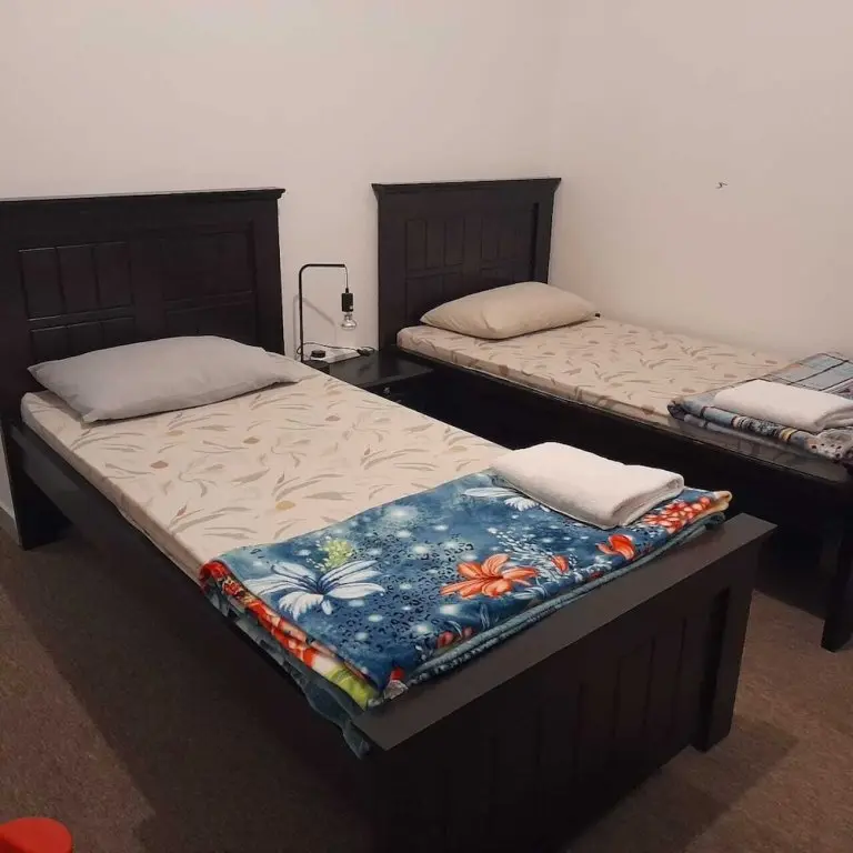 Абу-Даби: JnF Homestay - 5 Minutes Walk From Bus Terminal