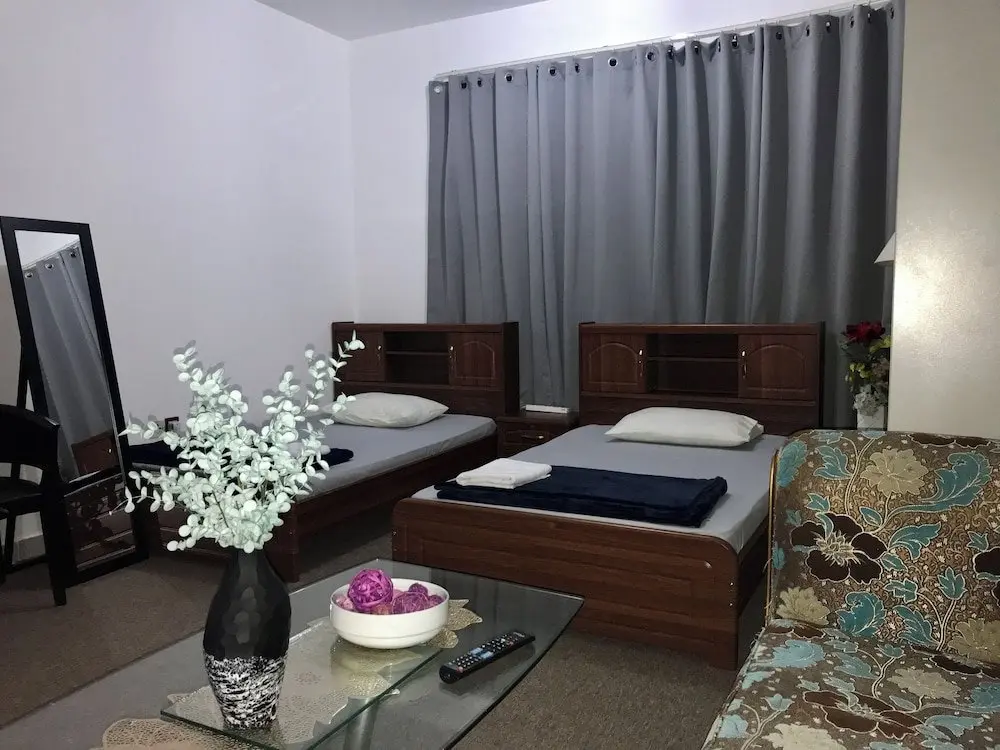 Абу-Даби: JnF Homestay - 5 Minutes Walk From Bus Terminal