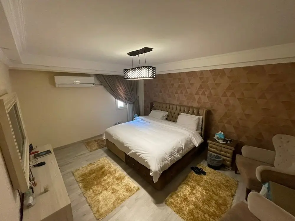 Гиза: Mohandessin Royal Suites