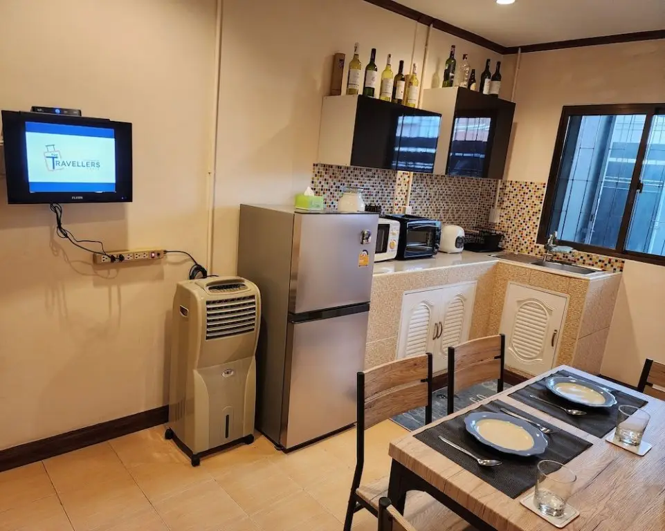 Бангкок: The Travellers House - Pet Friendly Accommodation