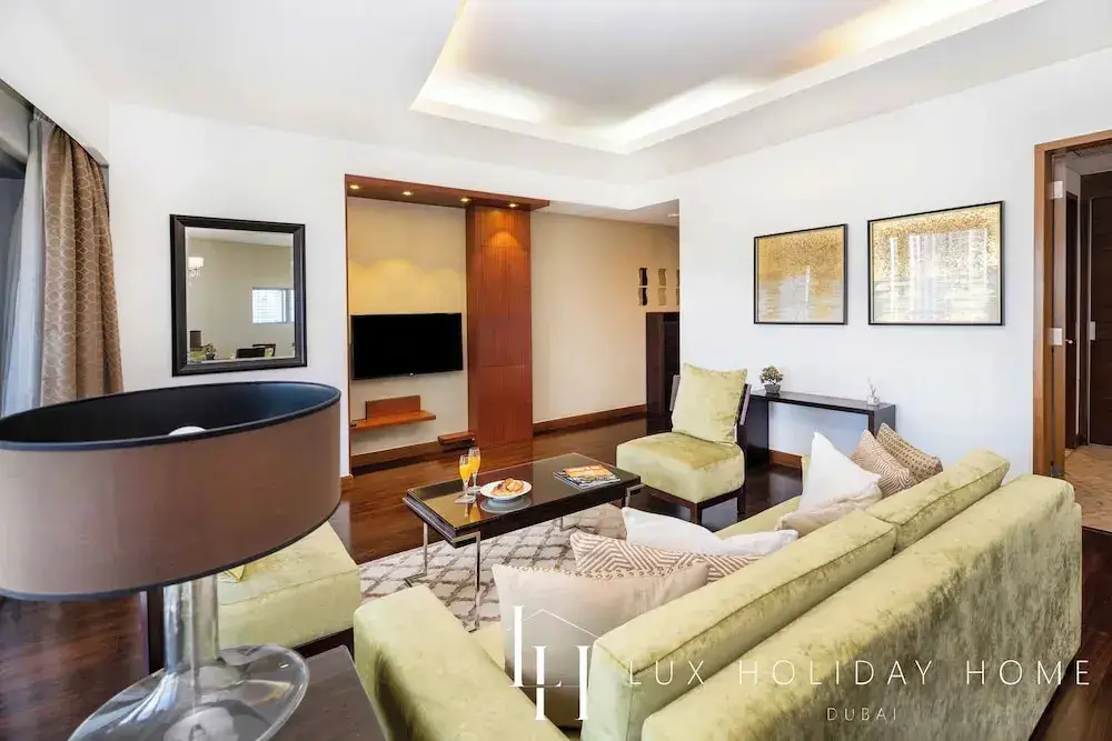 Дубай: LUX  The Address Dubai Mall Suite