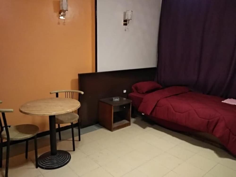 Каир: El Wahaa Inn