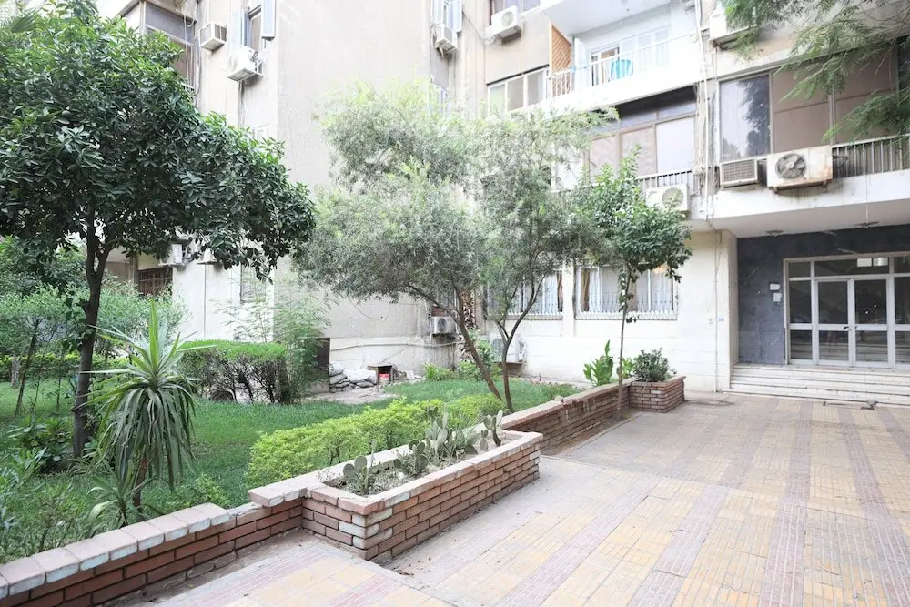 Каир: Ivory Petal Bliss 2BR Apt