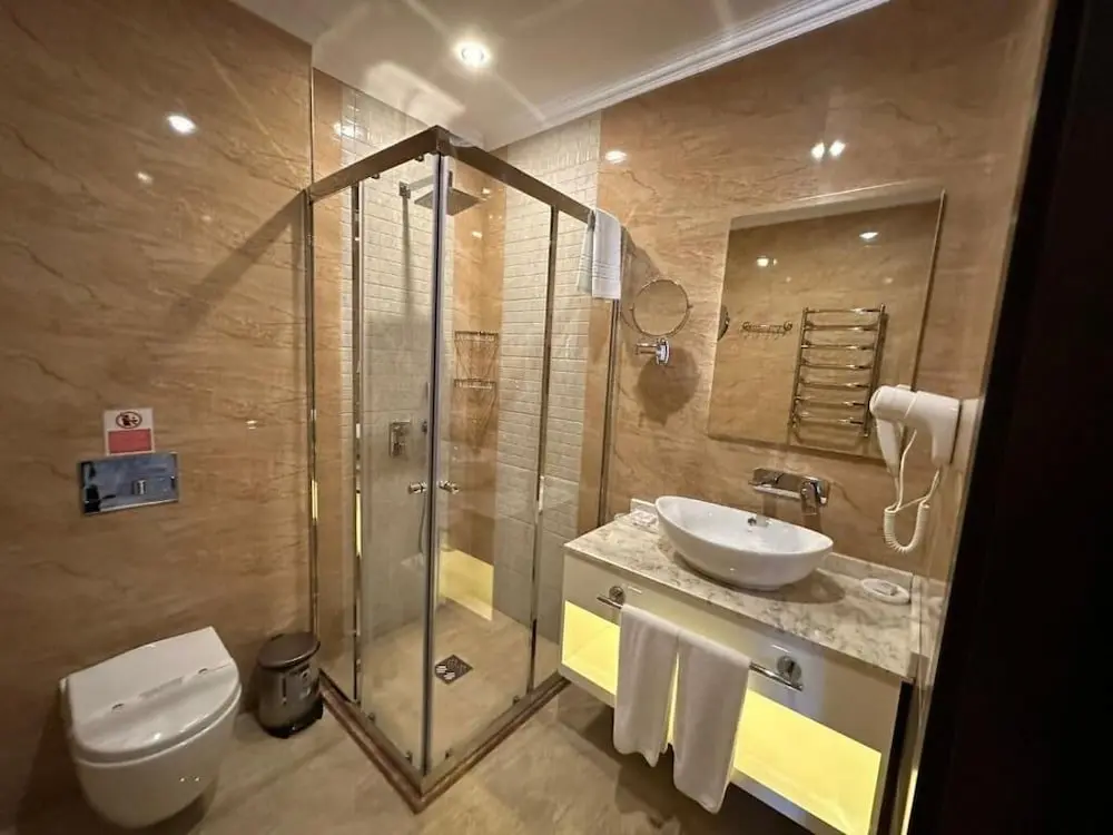 Астара: MandarinnART Hotel