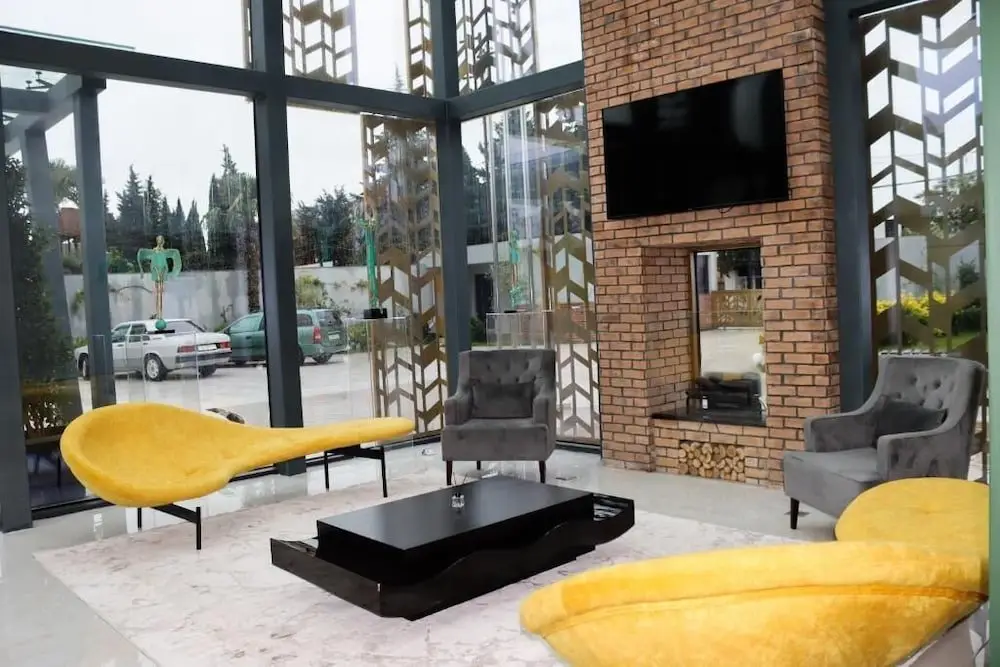 Астара: MandarinnART Hotel