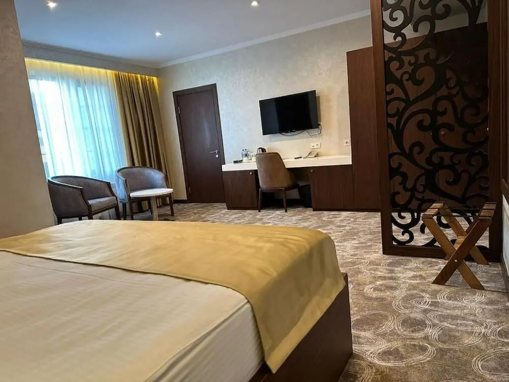 Астара: MandarinnART Hotel