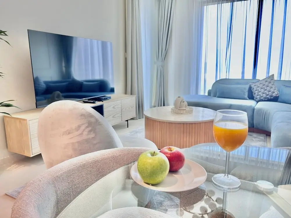 Дубай: Luxurious 2B in Downtown Views With Dubai Mall Access