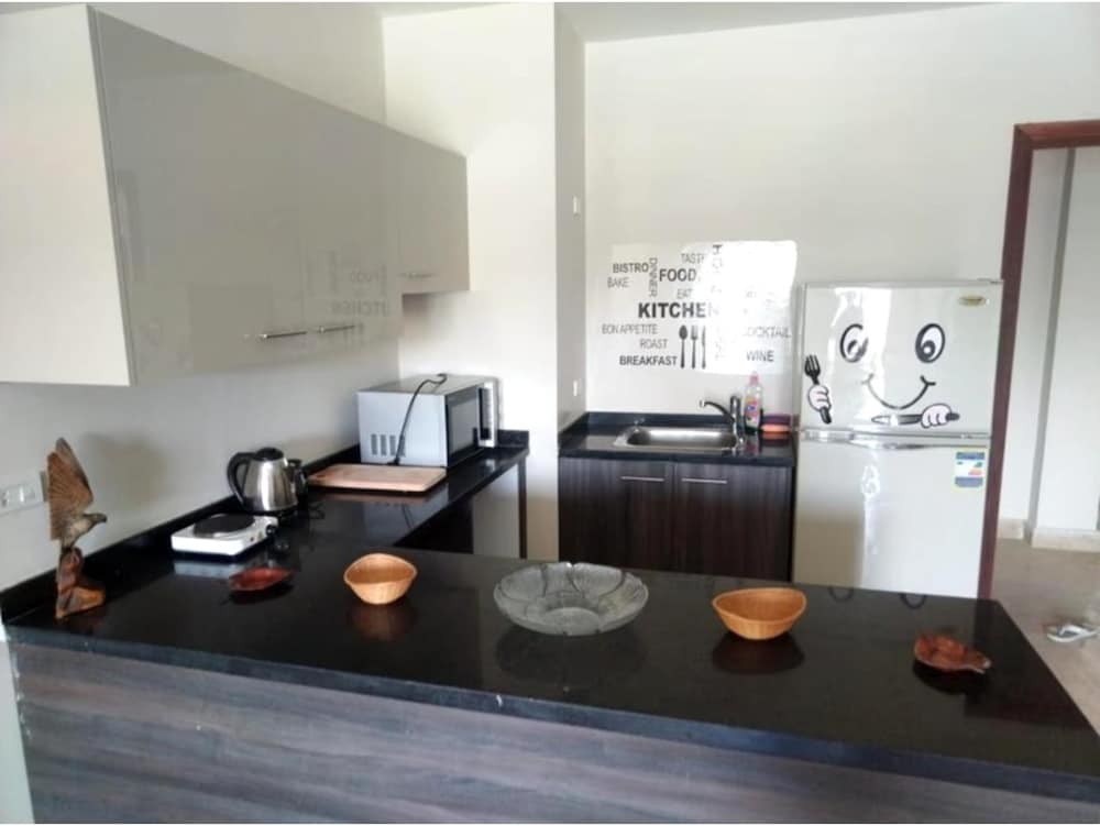 Айн-Сохна: Salty Sea Life - 2 Bedroom Wide Pool View at Azha
