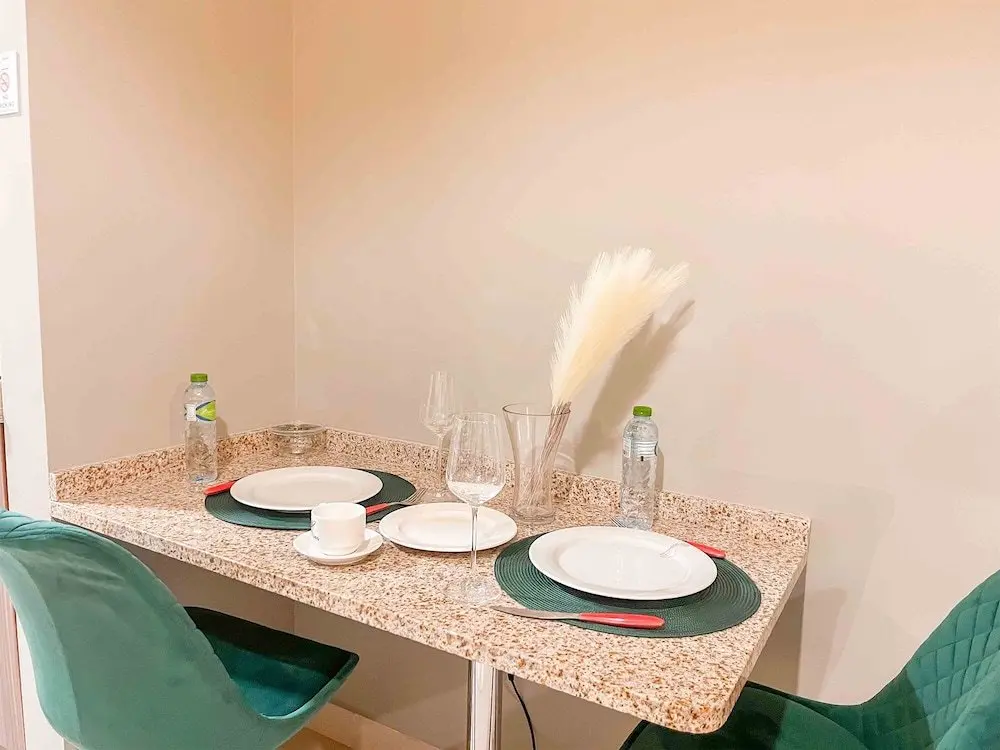 Дубай: Cosmos Living Stylish Studio Near Marina