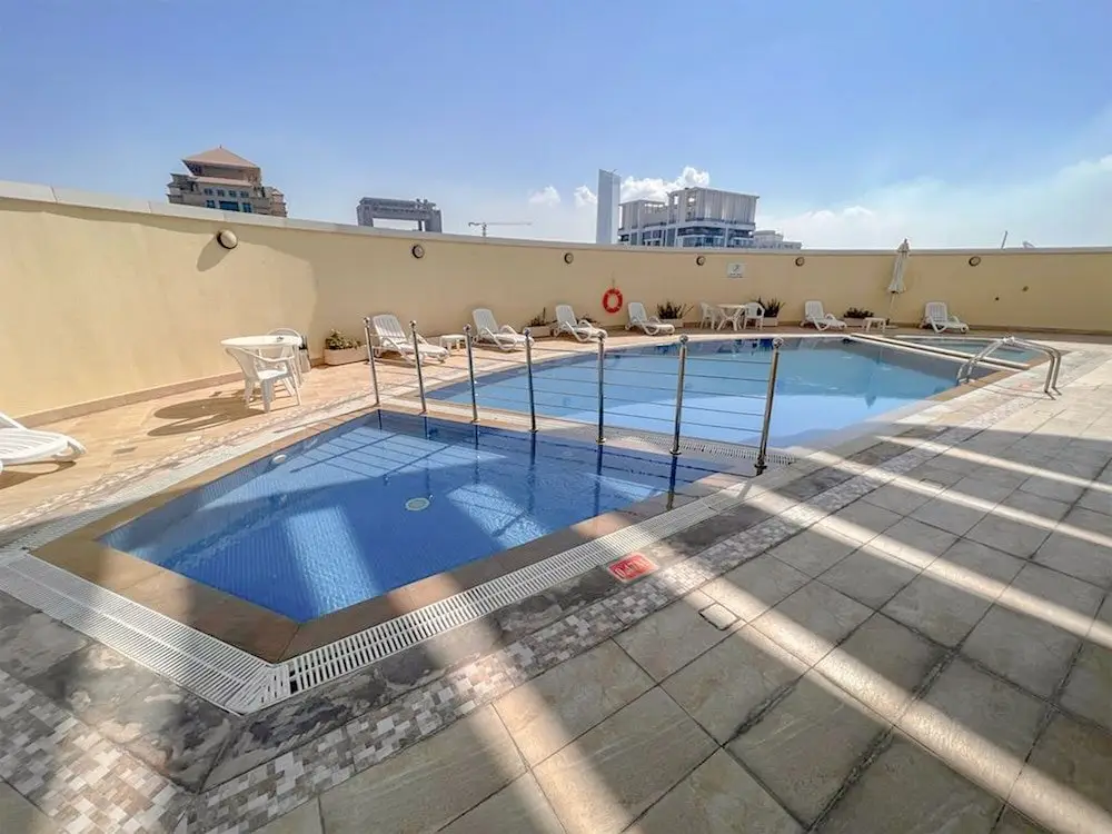 Дубай: Cosmos Living Luxurious Studio Near Mari