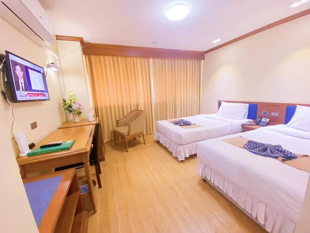 Сакон Накхон: Phuphanplace Hotel
