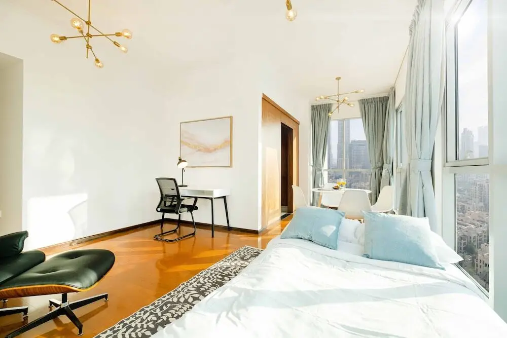 Дубай: LUX  The Supreme Burj Residence Suite