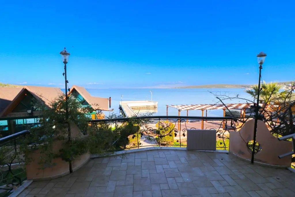 Карабурун: Villa Polikne Otel & Restoran